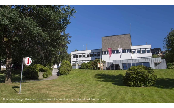 Rathaus Eslohe mit Sitz der Touristiinformation