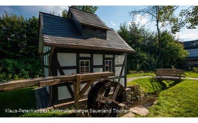 Wasserrad in Grafschaft