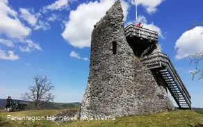 Burgruine Eversberg - Sommer