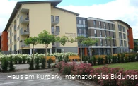 haus-am-kurpark-willingen-ansicht-parkplatz.JPG
