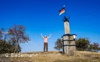 Waldbaden-Qi Gong an der Wetterfahne 2 (Foto G. Biedermann).jpg