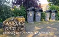 Lourdes-Grotte Kreuzweg.jpg