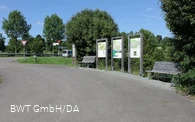 13 Parkplatz Gruß.JPG
