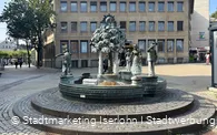 Brunnen Lebensfreude b.jpg