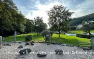 Spielplatz und Liegewiese