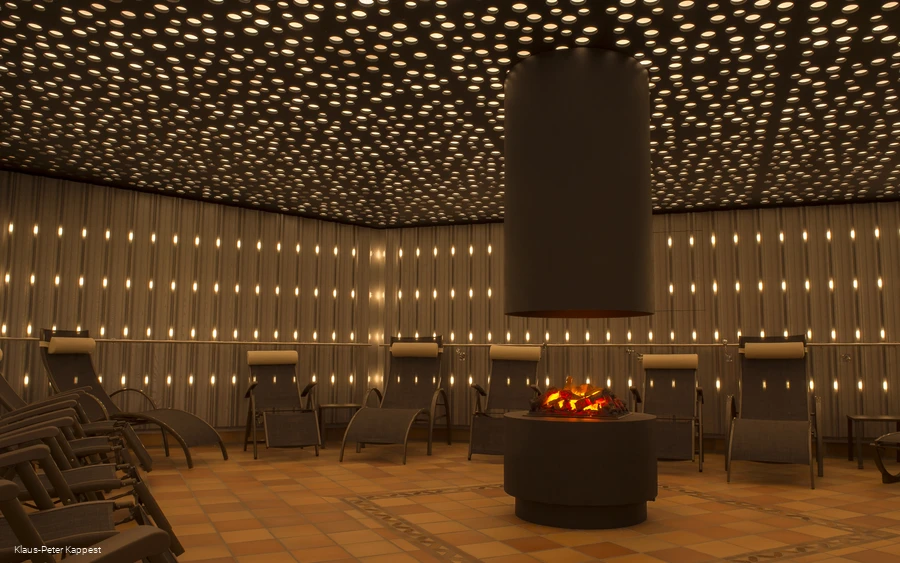 Im SauerlandBAD in Bad Fredeburg laesst es sich wunderbar schwimmen, rutschen und saunieren Im SauerlandBAD in Bad Fredeburg laesst es sich wunderbar schwimmen, rutschen und saunieren