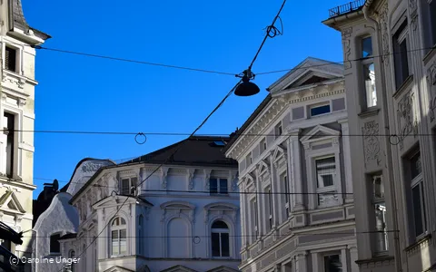 Altstadt Fassaden Architektur Himmel Sonne Wilhelmstraße Unger.jpg