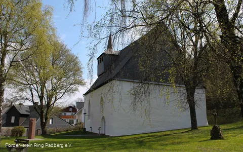 Alte Kirche St. Petrus Padberg