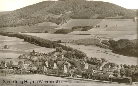 Gleidorf mit seiner Bahnanlage unten um 1938