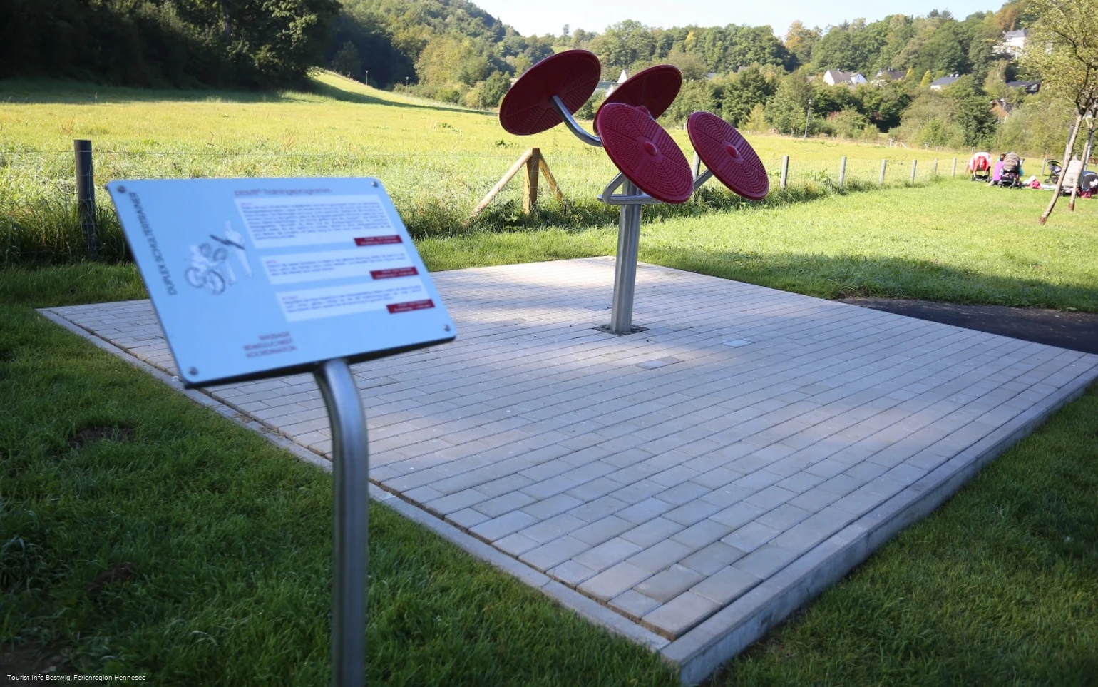 Sportgeräte in den Henne-Auen