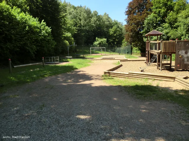 Werdohl_Spiel-und Bolzplatz Meilerstraße.JPG