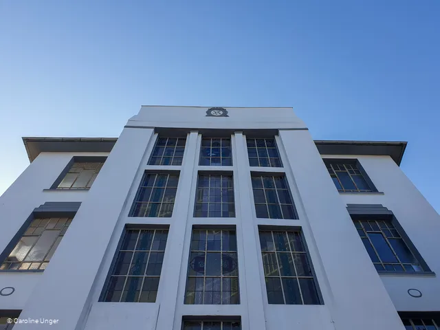 Strickwarenfabrik Brüser Fensterfront Giebelseite_Caroline Unger.jpg