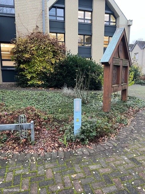 Rathaus Ladesäule.jpg