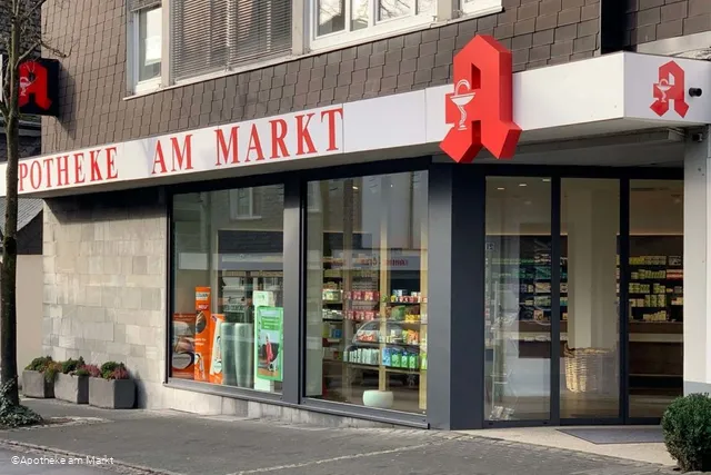 Außenansicht Apotheke am Markt.jpg