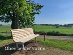 Insgesamt 2 Bänke laden zum Verweilen ein