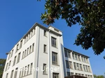 Strickwarenfabrik Brüser Rücken- und Seitenansicht_Caroline Unger.jpg