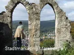 Blick durch die Aussichtsfenster Bilsteinturm