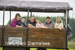 Planwagenfahrt auf dem Familienbauernhof Fass