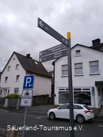 2375739