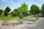 dorfplatz-eimelrod-brunnen.jpg