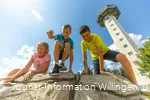 kinder-klettern-ettelsberg-hochheideturm c) david-heise-tourist-information-willingen.jpg