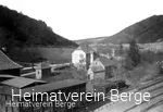 Ein Wagen der „Deutschen Reichsbahn“ steht im Gleisanschluss vom Hammerwerk/Drahtwerk
