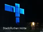 Illuminierte Kapelle St.Georg bei Nacht